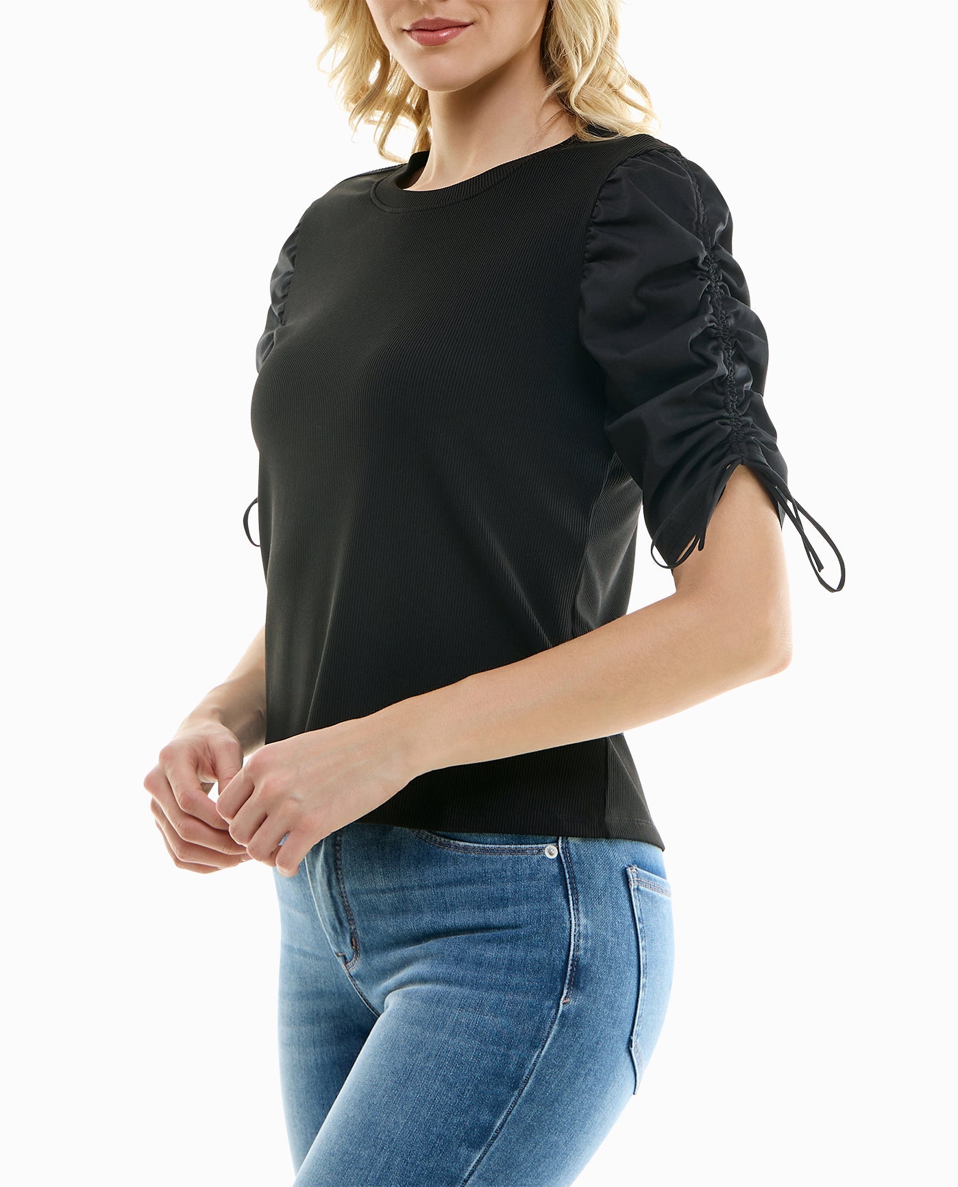 SIDE OF RAVEN KNIT ROUCHED SLEEVE TOP | Very Black