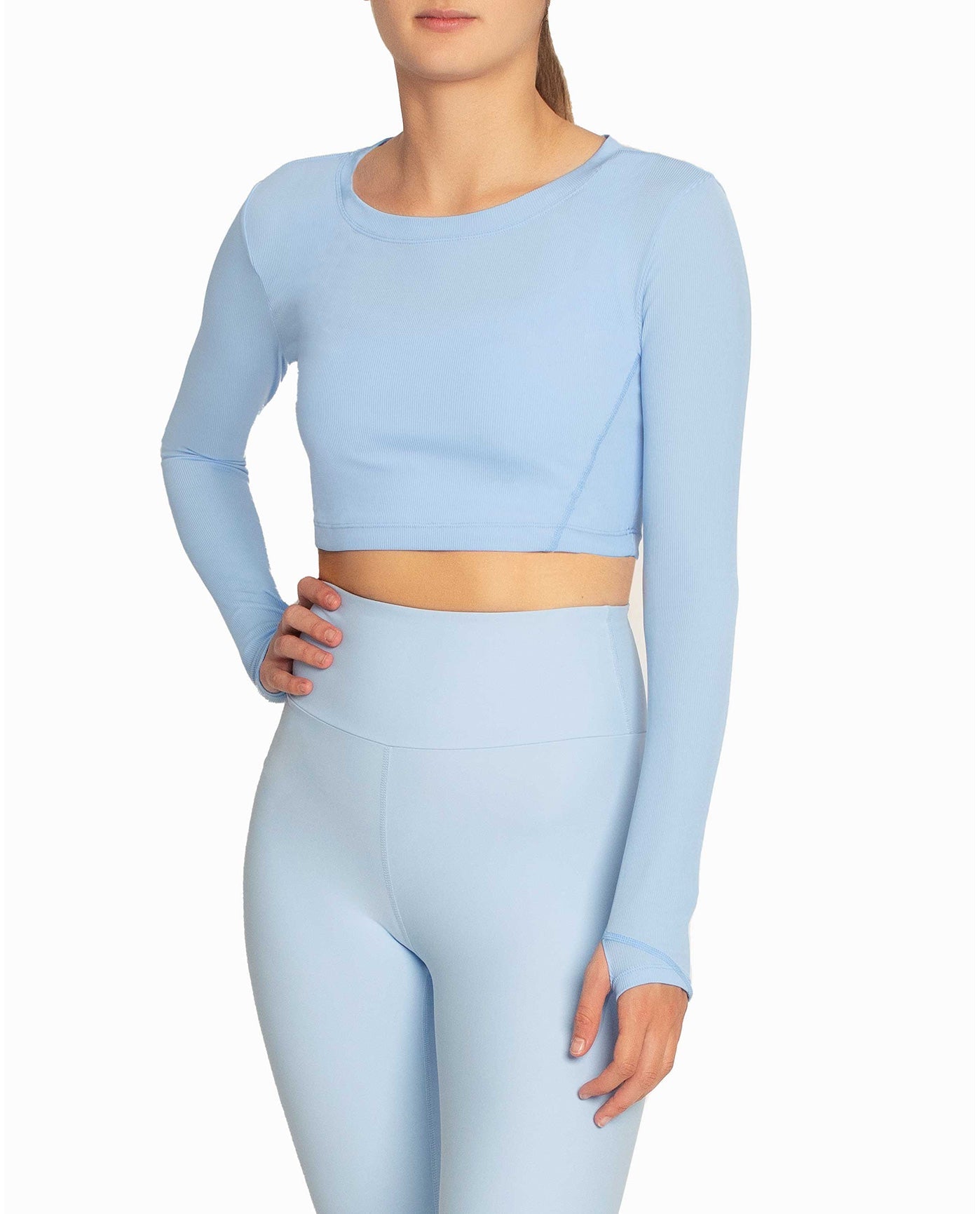 SIDE OF CROPPED ACTIVE LONG SLEEVE TOP | WINDSURFER