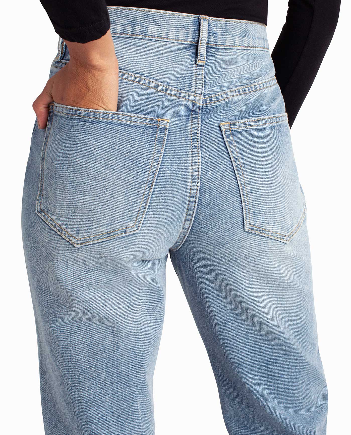 BACK OF CLINTON HILL HIGH RISE 90'S LOOSE FIT JEAN WITH HAND IN POCKET | Medium Blue