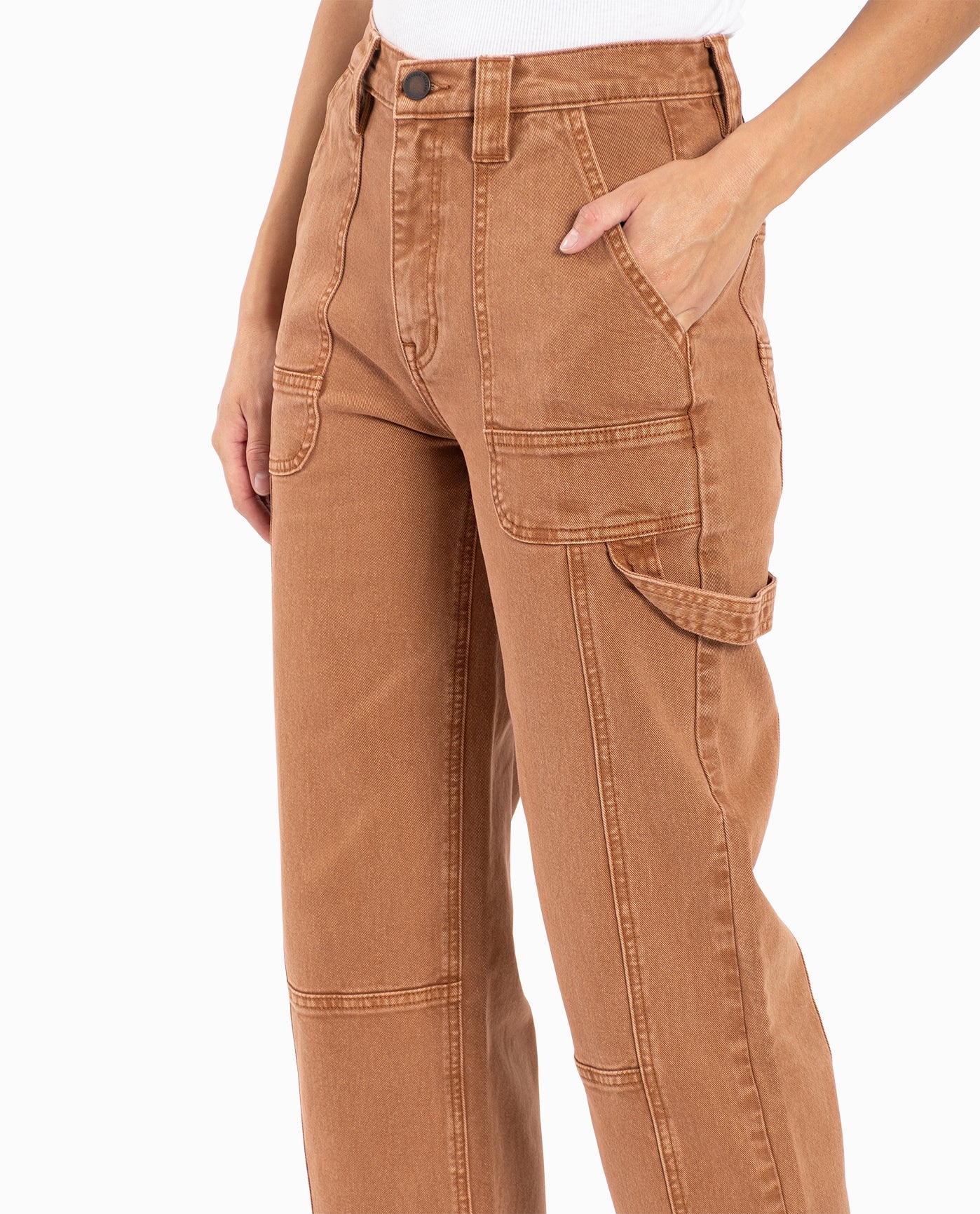 ZOOMED SIDE OF HIGH RISE WIDE LEG ANKLE JEAN | Cinnamon Wash