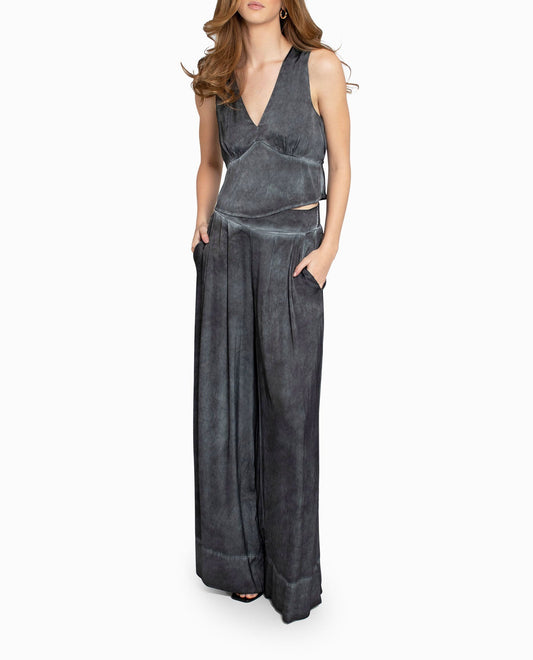 FRONT OF GARMENT DYED SILK WIDE LEG PANT | BLACK
