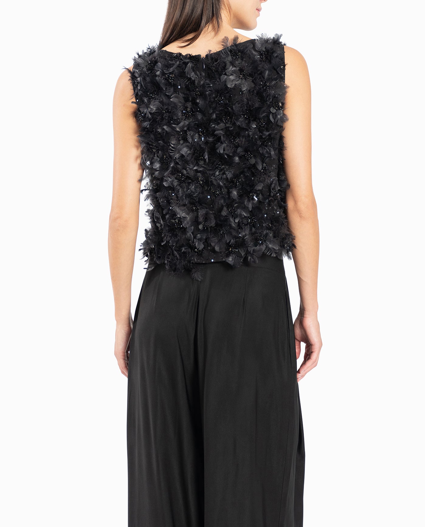 BACK OF FEATHERED FLORAL SLEVELESS TOP | Black Feather