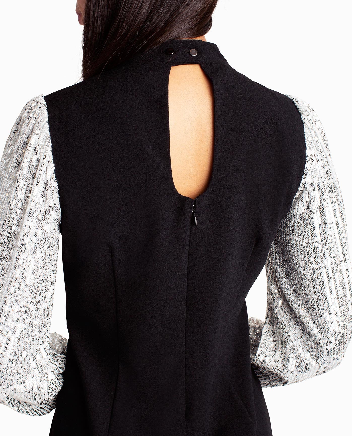 KEYHOLE BACK DESIGN WITH ZIPPER CLOSURE AND BUTTON | Very Black And Silver Sequins