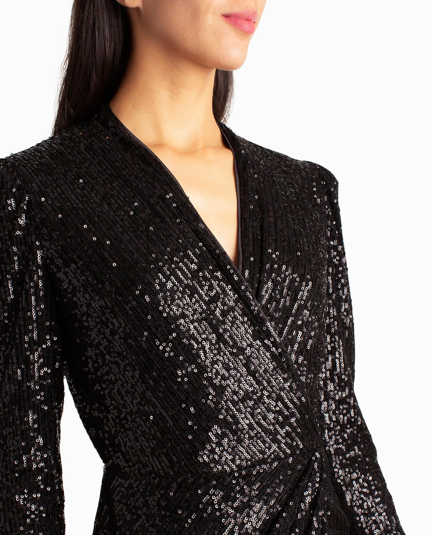 V-NECKLINE AND SEQUIN FABRIC | Very Black Sequins