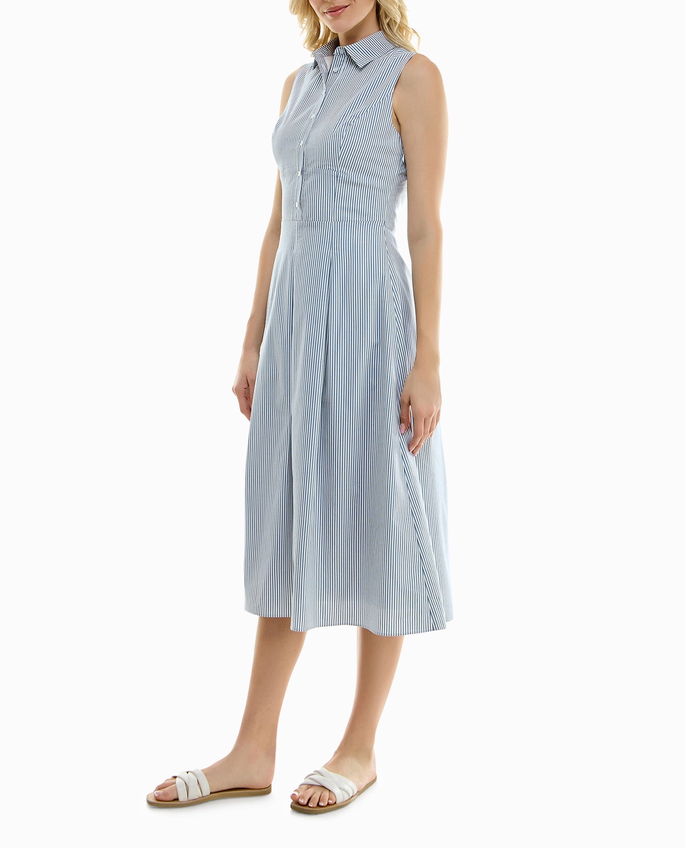 SIDE OF STELLA STRETCH POPLIN SLEEVELESS PLEATED SHIRT DRESS | Light Blue and White