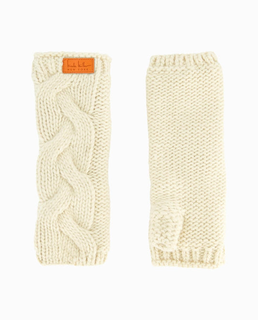 TOP AND BOTTOM OF CABLE KNIT ARM WARMER | Oatmeal