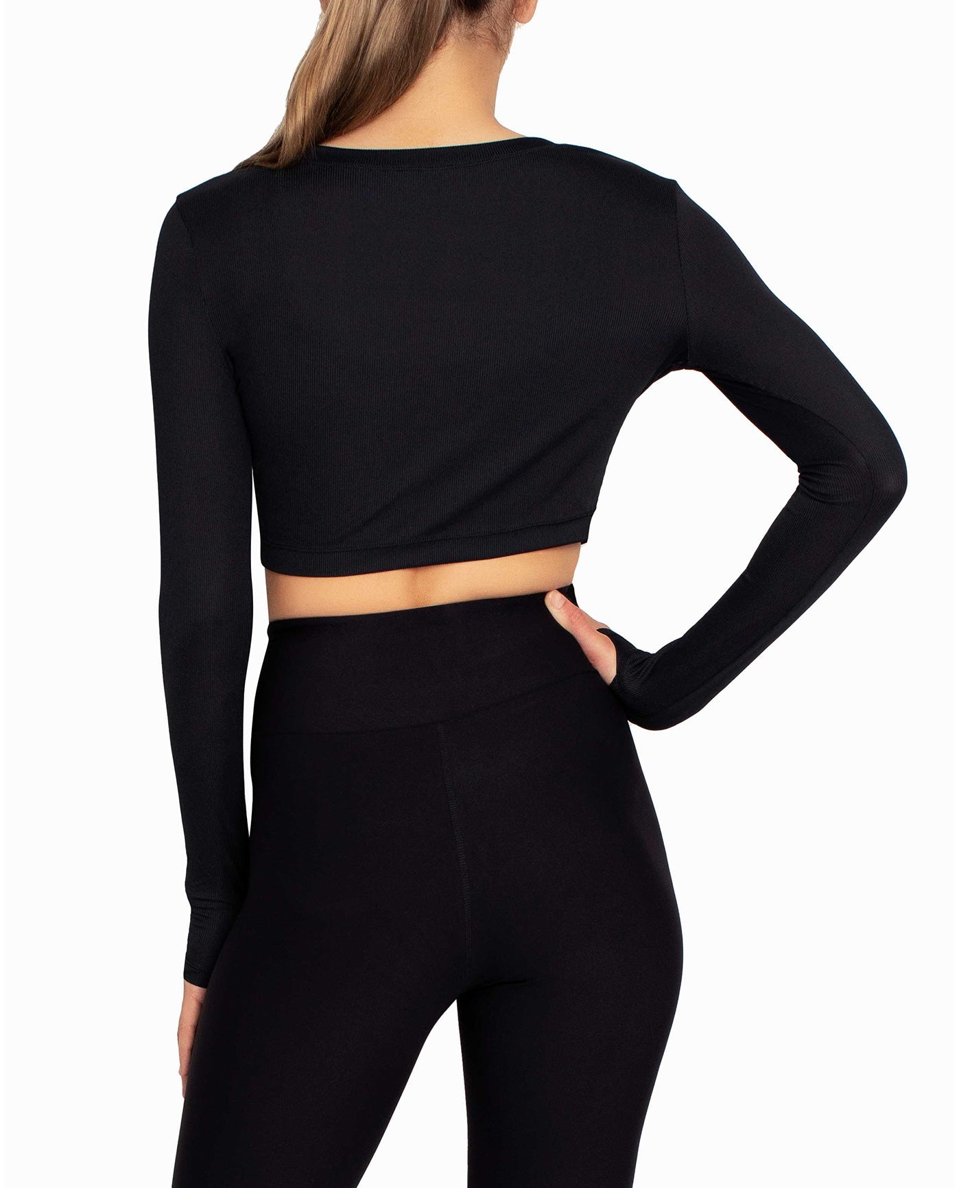 BACK OF CROPPED ACTIVE LONG SLEEVE TOP | JET BLACK